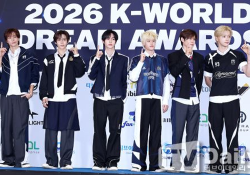 RIIZE帅气亮相「2026 K WORLD DREAM AWARDS」！